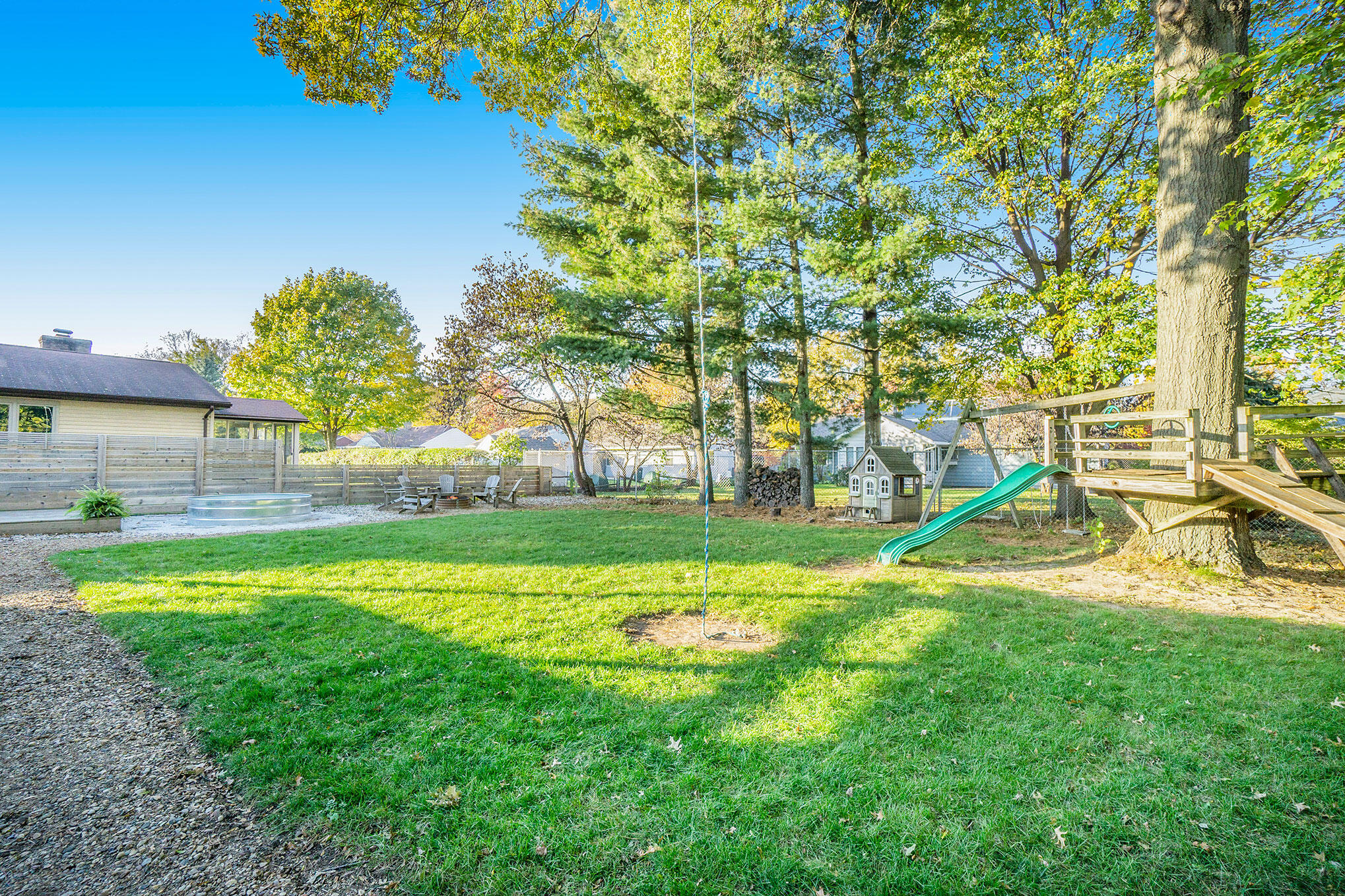 3720 Grace Road Kalamazoo, MI 49006 - Photo 6 of 26 DSC07818
