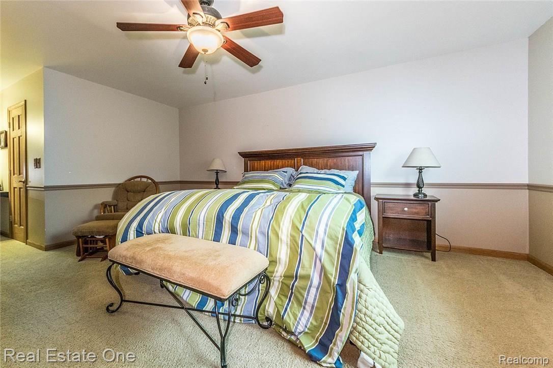 6127 Wedgewood Road Canton, MI 48187 - Photo 20 of 37 Master bedroom from another angle.