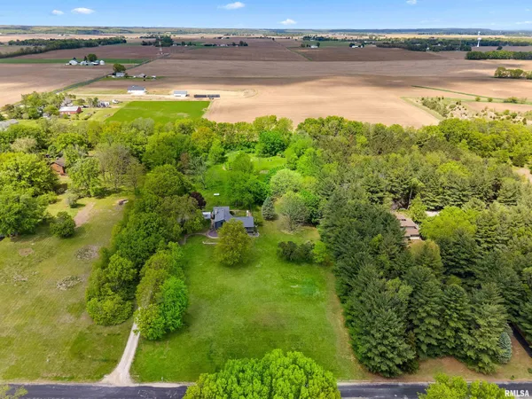 $330,000 | 3207 East Hidden Valley Lane, Chillicothe, IL 61523