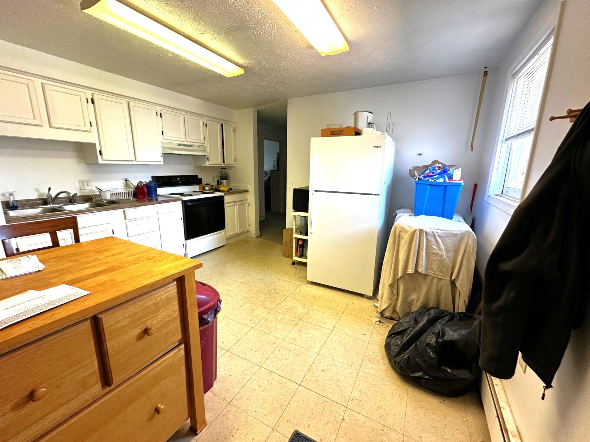 160 Washington Avenue Portland, ME 04101 - Photo 9 of 45 IMG_3385