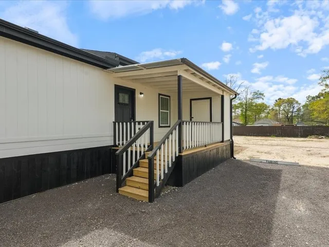 $1,500 | 21500 Ruth Drive, New Caney, TX 77357