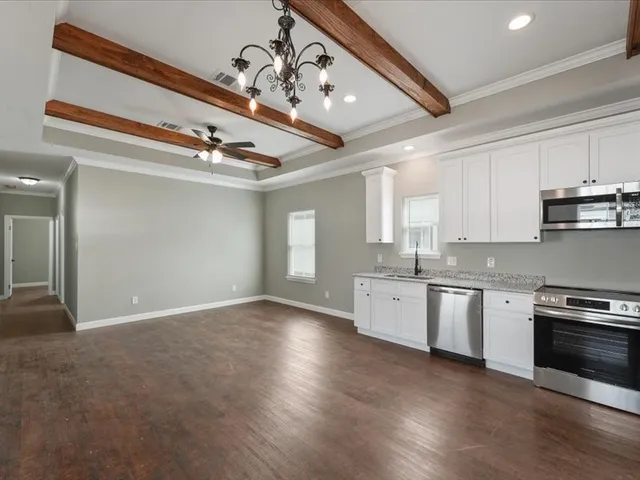 $1,500 | 21500 Ruth Drive, New Caney, TX 77357