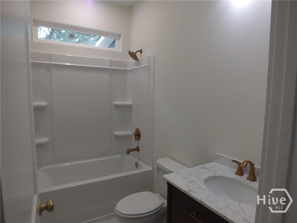 309 Honey Ridge Road Guyton, GA 31312 - Photo 8 of 14 Guest Bathroom