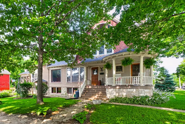 $390,000 | 120 Elmwood Place, Sandwich, IL 60548