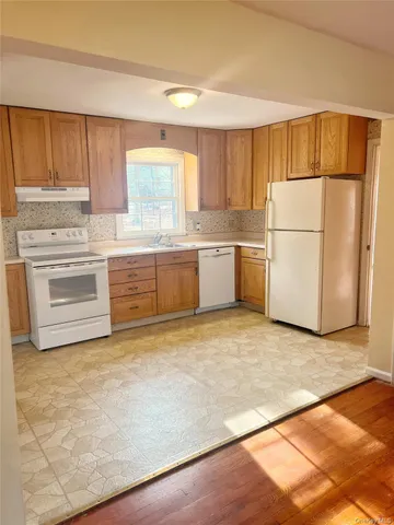 $490,000 | 84 Hillis Terrace, Poughkeepsie, NY 12603