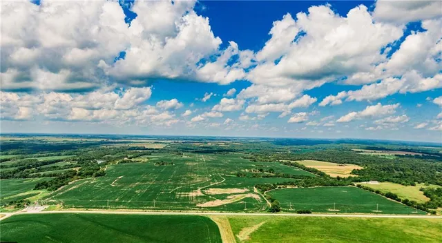$1,794,000 | 0 West 1100th Road, Centerville, KS 66014