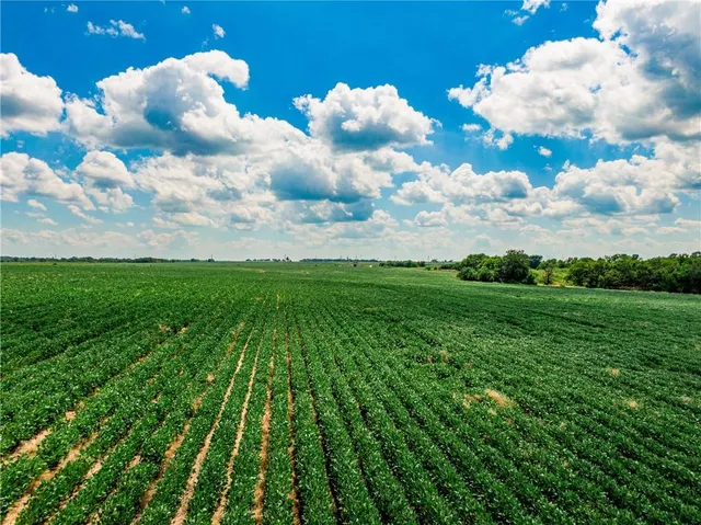 $1,794,000 | 0 West 1100th Road, Centerville, KS 66014