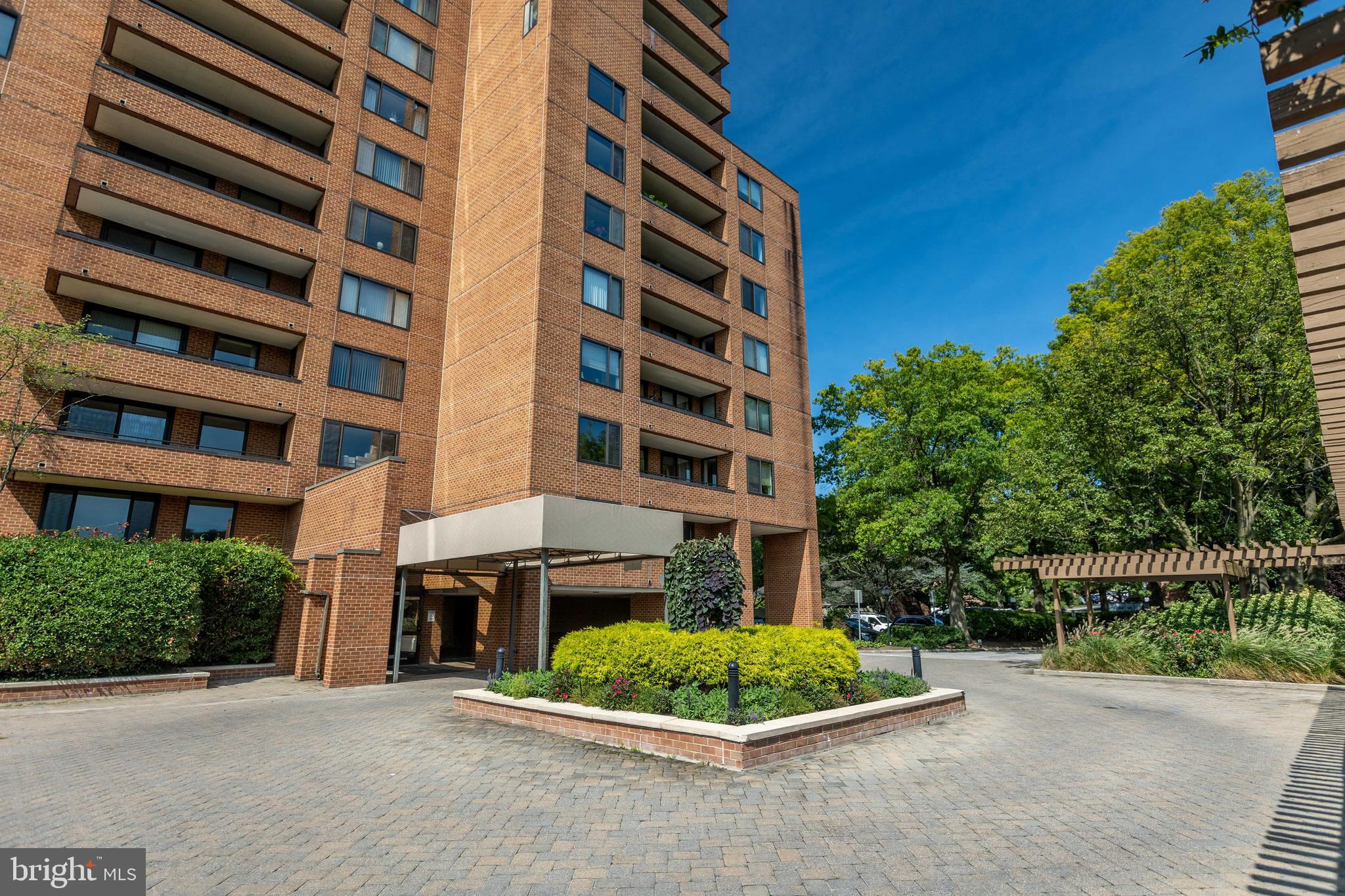 111 Hamlet Hill Road, Unit 906 Baltimore, MD 21210 - Photo 2 of 28 Harper House entry