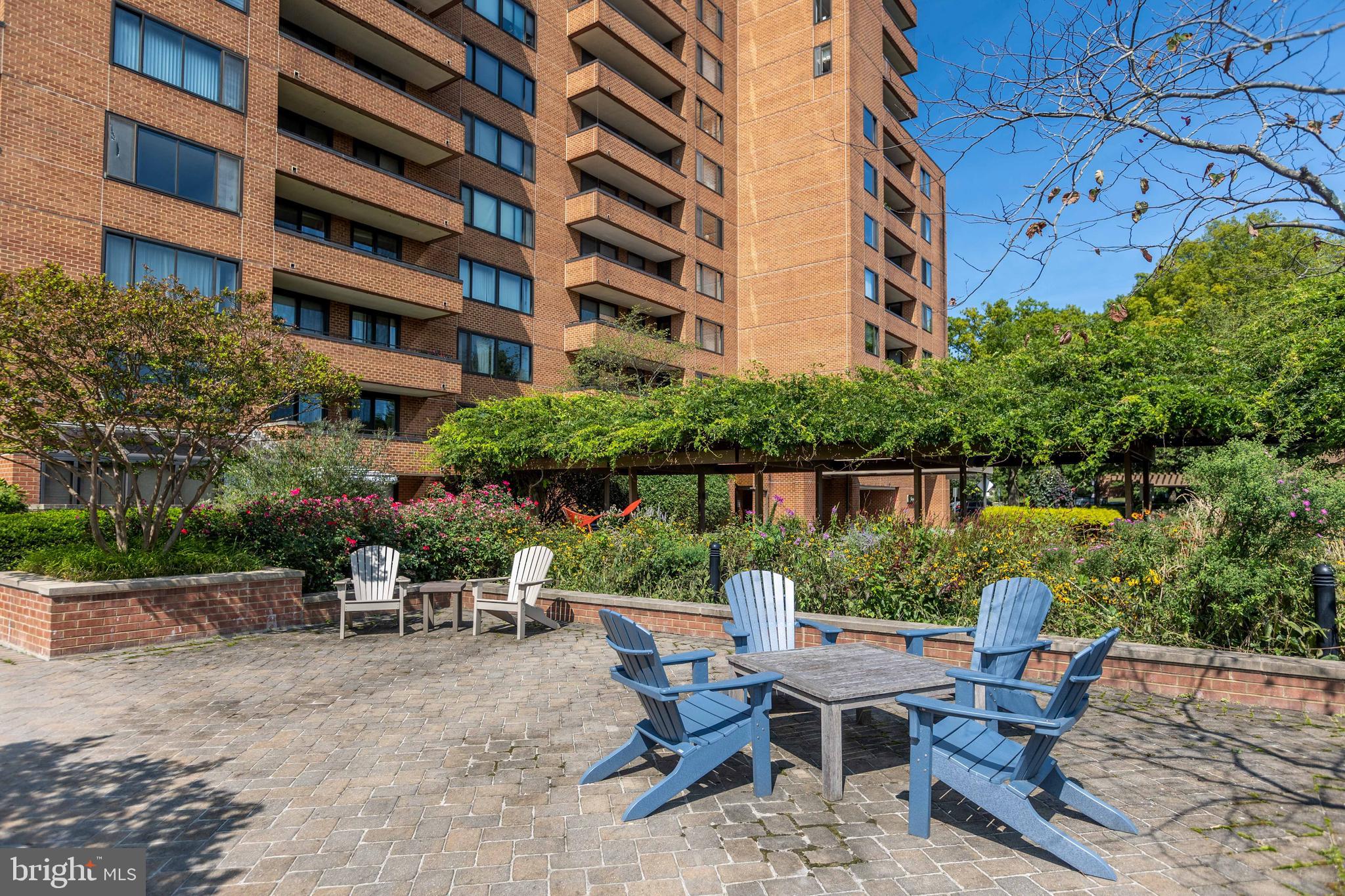 111 Hamlet Hill Road, Unit 906 Baltimore, MD 21210 - Photo 27 of 28 Enjoy the terrace gardens
