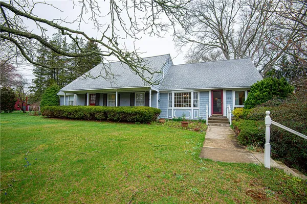 $676,929 | 929 Greenville Avenue, Smithfield, RI 02828