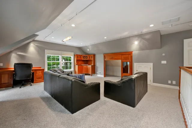 $1,195,000 | 28 Sunnyview Drive, Redding, CT 06896