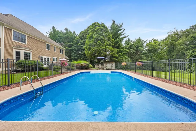 $1,195,000 | 28 Sunnyview Drive, Redding, CT 06896