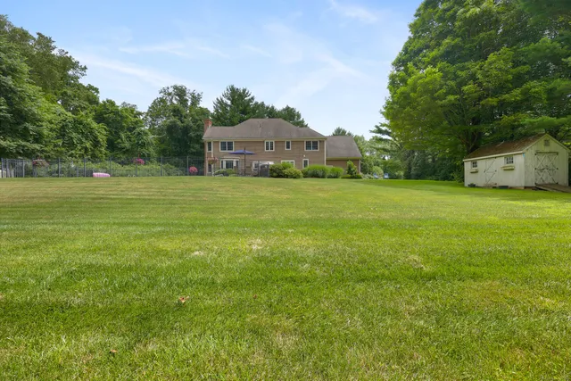 $1,195,000 | 28 Sunnyview Drive, Redding, CT 06896