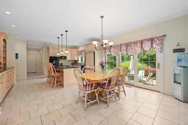 $1,195,000 | 28 Sunnyview Drive, Redding, CT 06896