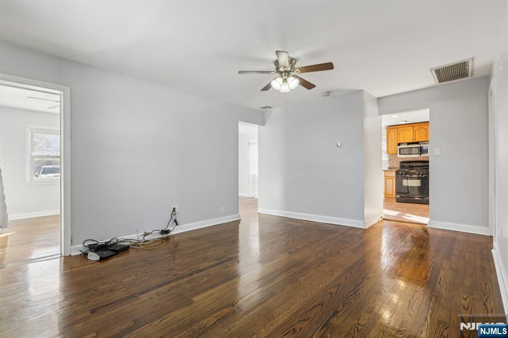 631 Valley Street Orange, NJ 07050 - Photo 12 of 36