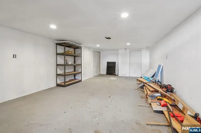 $395,000 | 631 Valley Street, Orange, NJ 07050