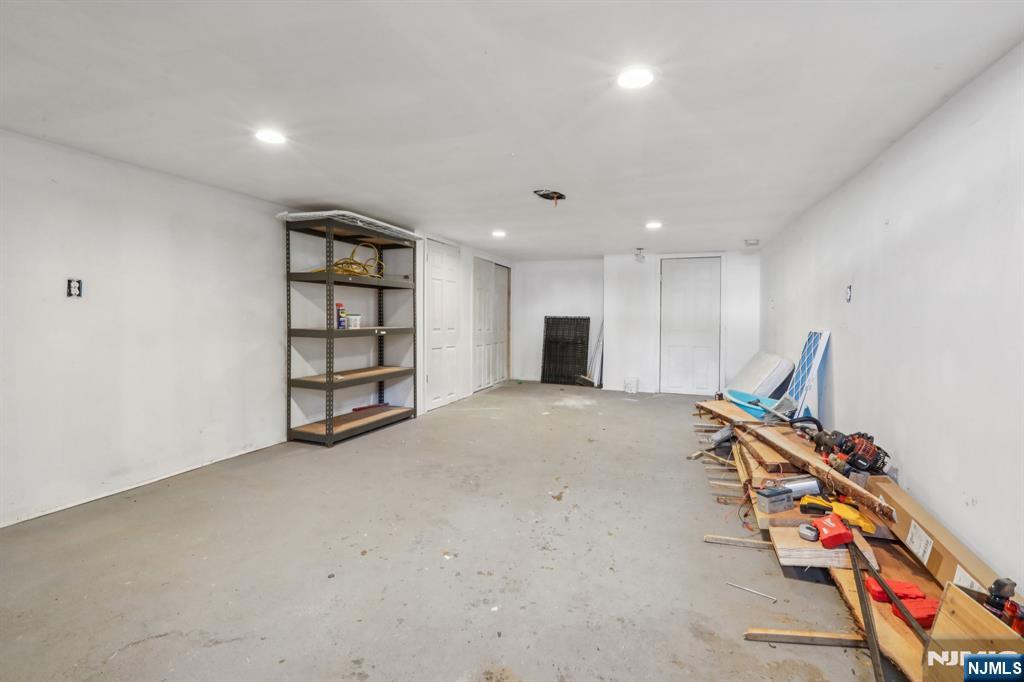 631 Valley Street Orange, NJ 07050 - Photo 29 of 36