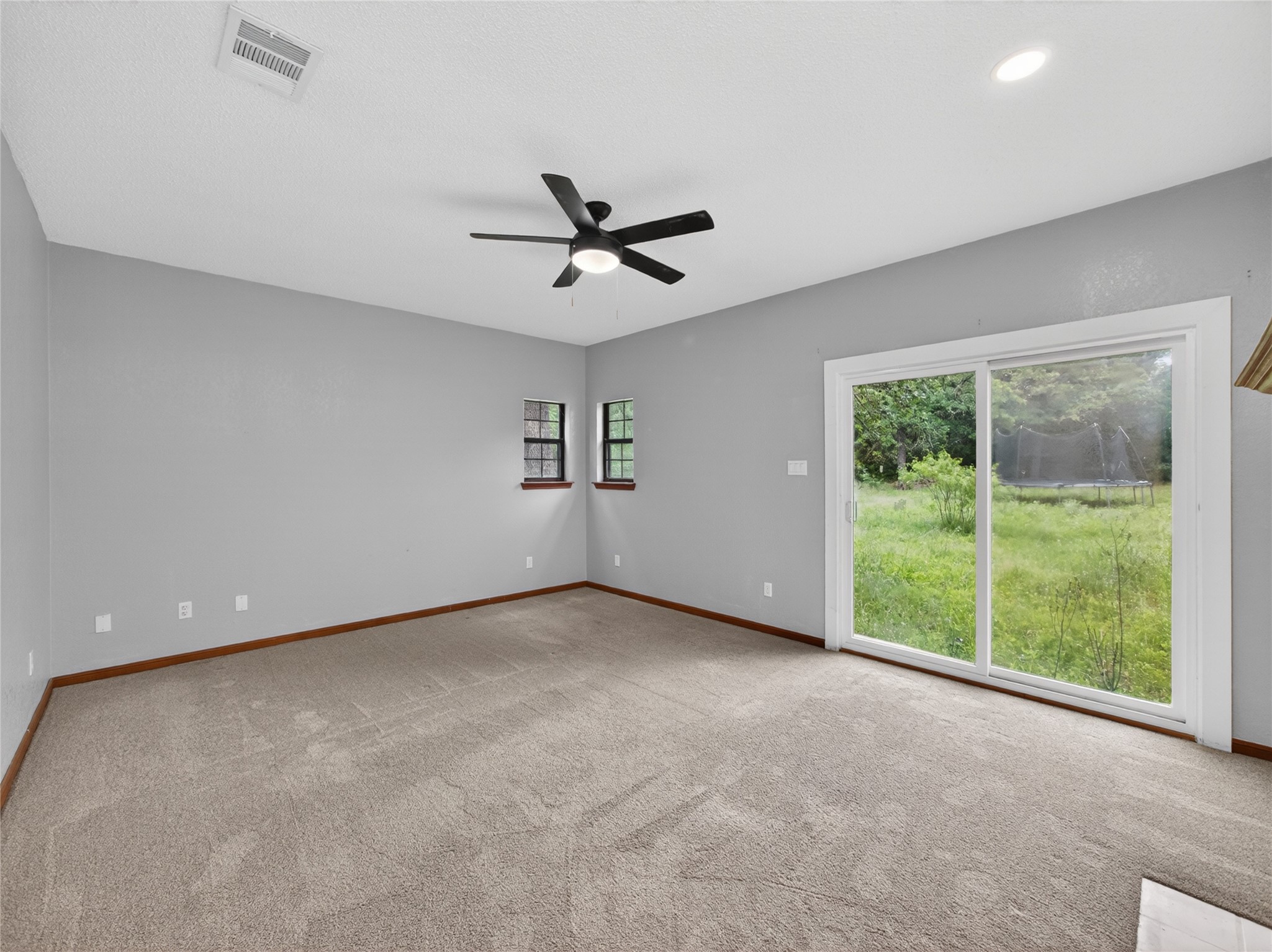 222 Pr 2005 Lockhart, TX 78644 - Photo 12 of 39