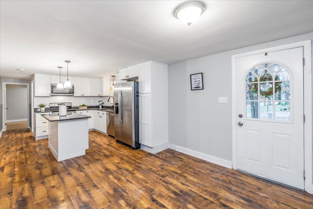 15 Hall Road Dudley, MA 01571 - Photo 14 of 32 Gallery Image 14