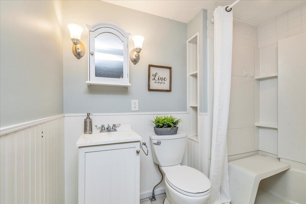 15 Hall Road Dudley, MA 01571 - Photo 22 of 32 Gallery Image 22