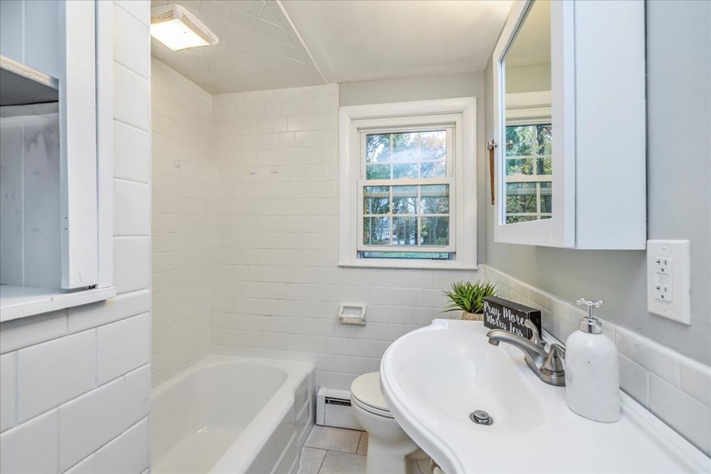 15 Hall Road Dudley, MA 01571 - Photo 23 of 32 Gallery Image 23