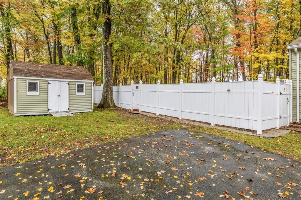 15 Hall Road Dudley, MA 01571 - Photo 29 of 32 Gallery Image 29