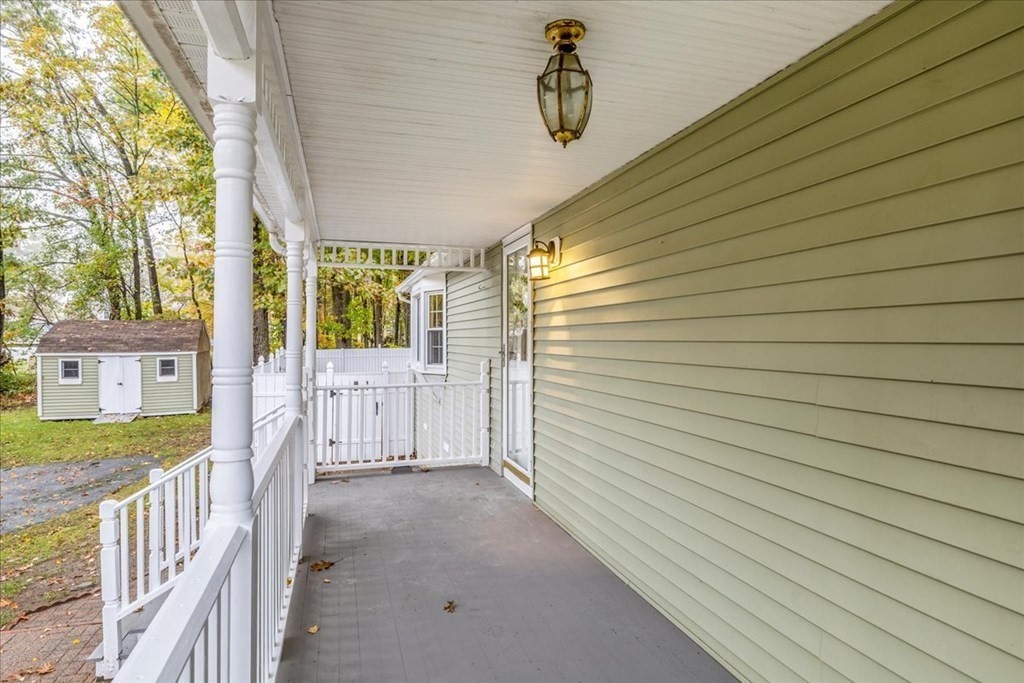 15 Hall Road Dudley, MA 01571 - Photo 5 of 32 Gallery Image 5