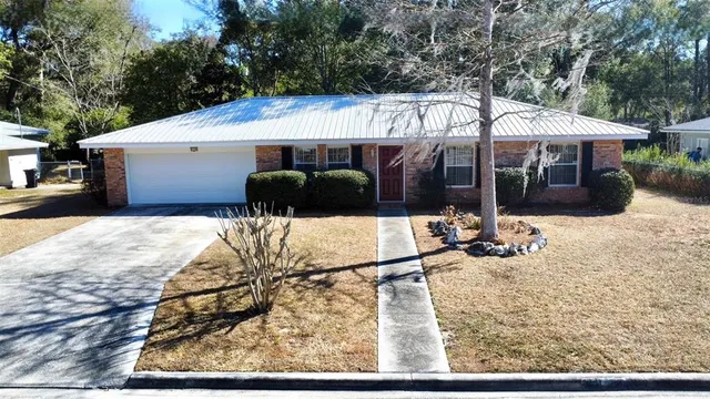 $259,900 | 4129 Northwest 32nd Street, Gainesville, FL 32605