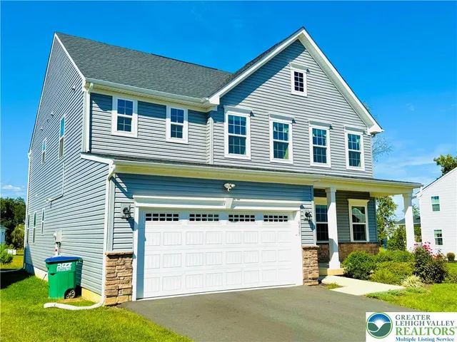 $699,000 | 6405 Robin Road, Lower Macungie Township, PA 18062