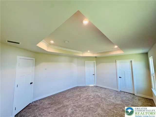 $699,000 | 6405 Robin Road, Lower Macungie Township, PA 18062