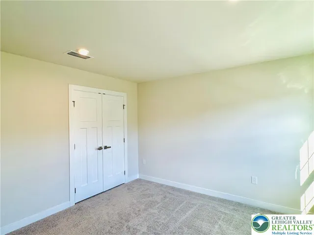 $699,000 | 6405 Robin Road, Lower Macungie Township, PA 18062