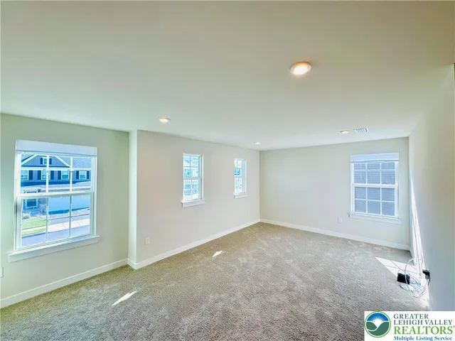 $699,000 | 6405 Robin Road, Lower Macungie Township, PA 18062