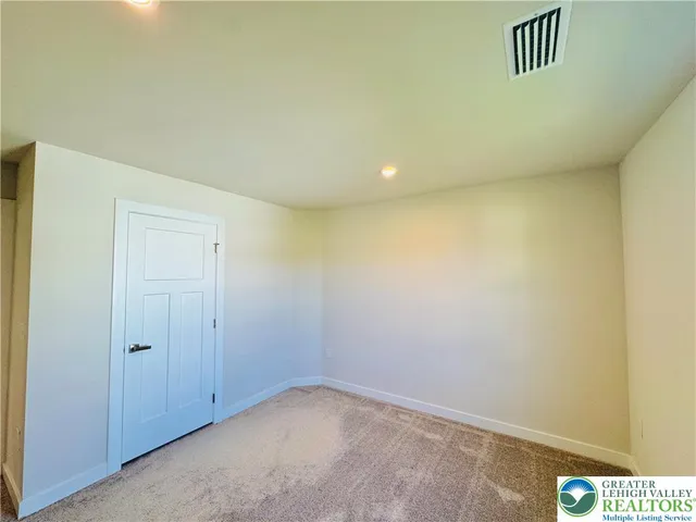 $699,000 | 6405 Robin Road, Lower Macungie Township, PA 18062