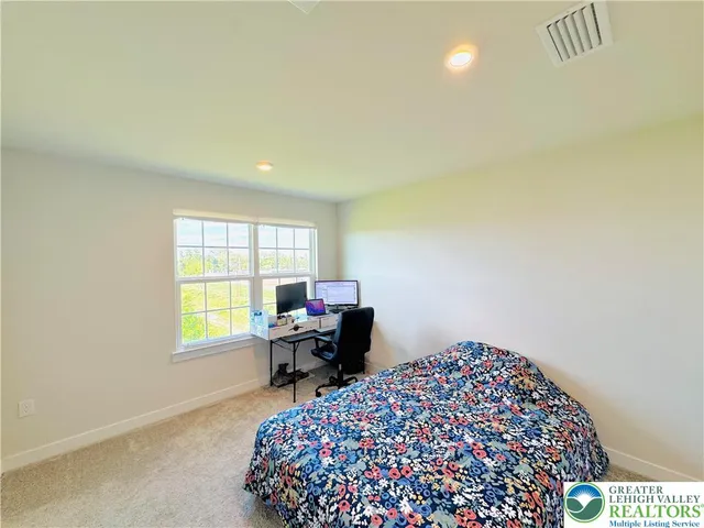 $699,000 | 6405 Robin Road, Lower Macungie Township, PA 18062