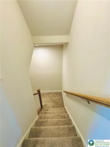 $699,000 | 6405 Robin Road, Lower Macungie Township, PA 18062