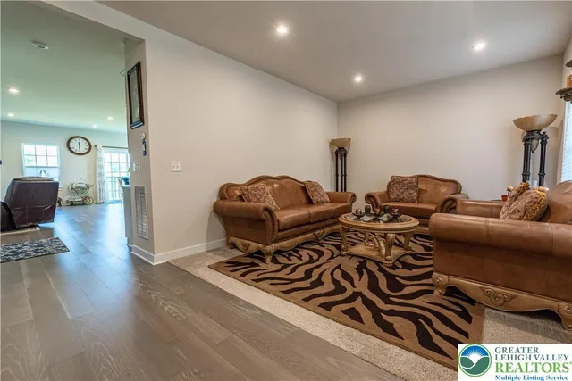 $699,000 | 6405 Robin Road, Lower Macungie Township, PA 18062