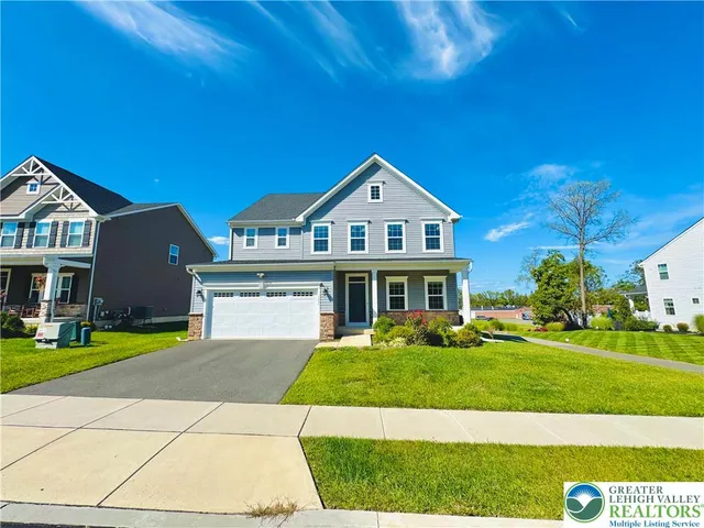 $699,000 | 6405 Robin Road, Lower Macungie Township, PA 18062