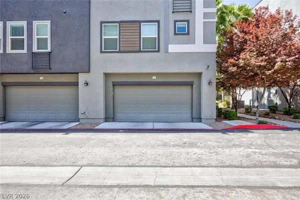 $2,195 | 9050 West Tropicana Avenue, Unit 1055, Las Vegas, NV 89147