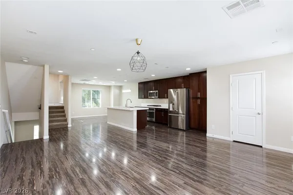 $2,195 | 9050 West Tropicana Avenue, Unit 1055, Las Vegas, NV 89147