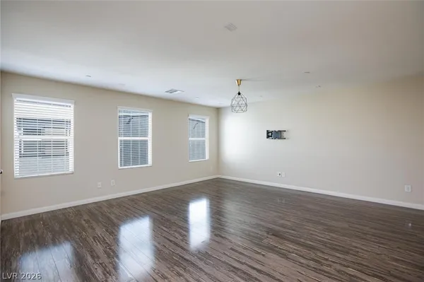 $2,195 | 9050 West Tropicana Avenue, Unit 1055, Las Vegas, NV 89147