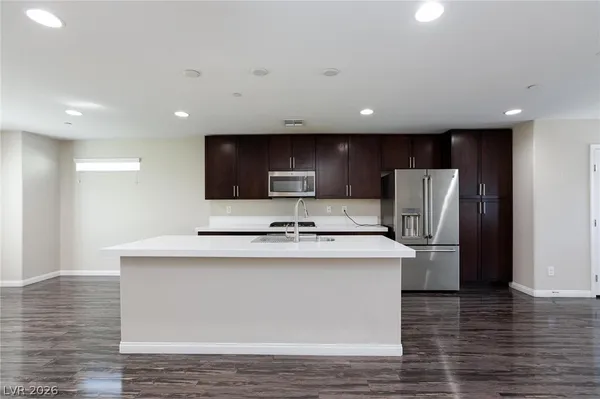 $2,195 | 9050 West Tropicana Avenue, Unit 1055, Las Vegas, NV 89147