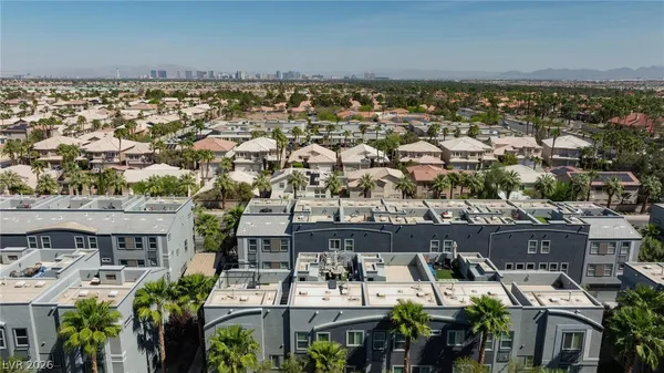 $2,195 | 9050 West Tropicana Avenue, Unit 1055, Las Vegas, NV 89147