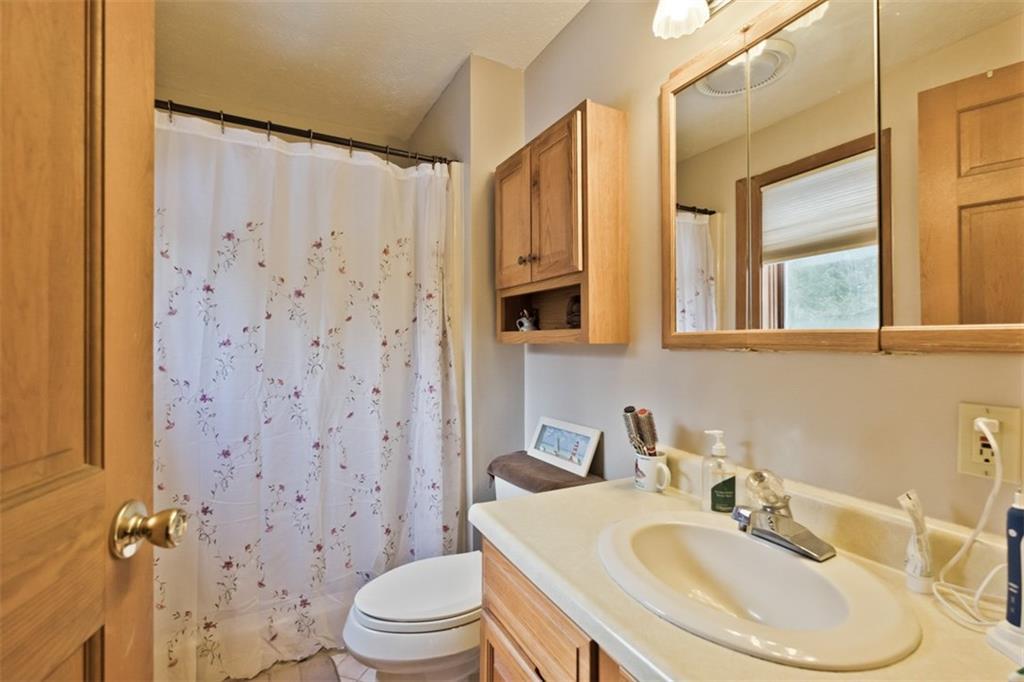 81 Northland Road Waterboro, ME 04061 - Photo 14 of 20 Master bath