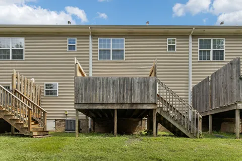 $274,000 | 2271 Dewey Drive, Unit J4, Spring Hill, TN 37174
