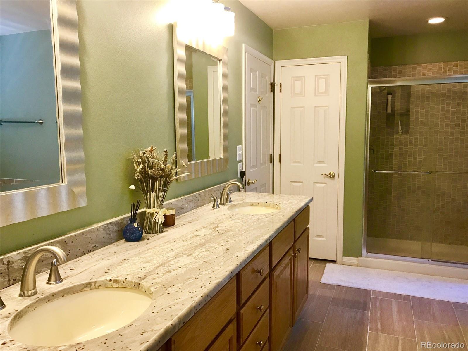 9388 Desert Willow Road Highlands Ranch, CO 80129 - Photo 13 of 25 Gallery Image 13