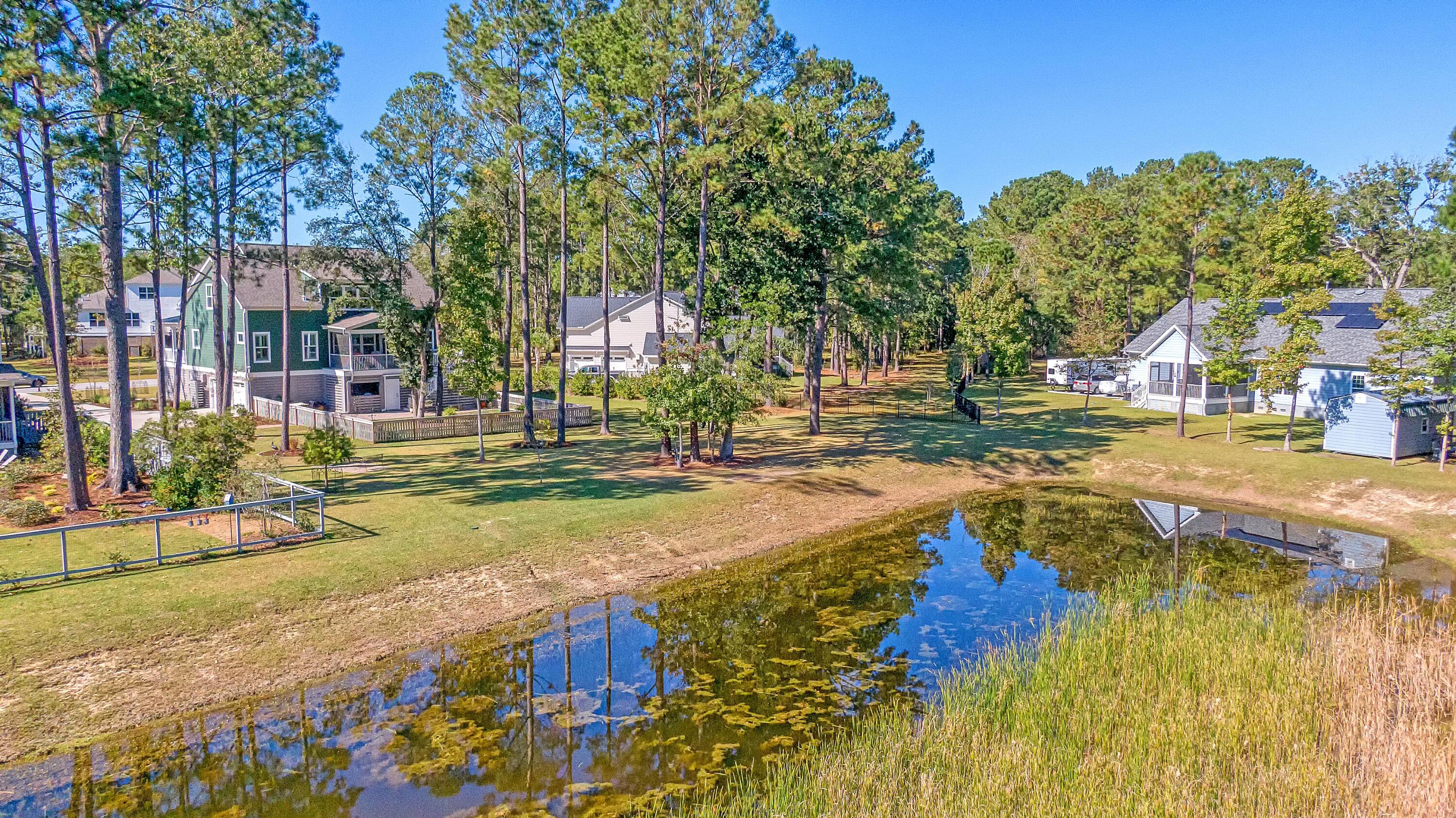 486 Woodspring Road Mount Pleasant, SC 29466 - Photo 17 of 56 CREM_486 Woodspring Road_049