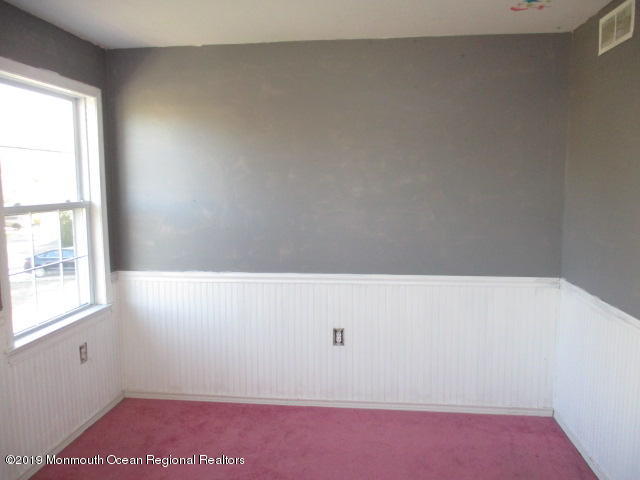 133 Yeoman Road Manahawkin, NJ 08050 - Photo 11 of 16 133 Yeoman (39)