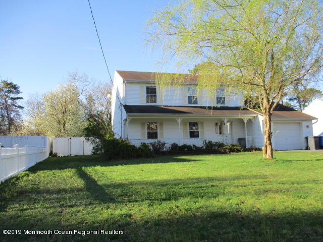 133 Yeoman Road Manahawkin, NJ 08050 - Photo 2 of 16 133 Yeoman (6)