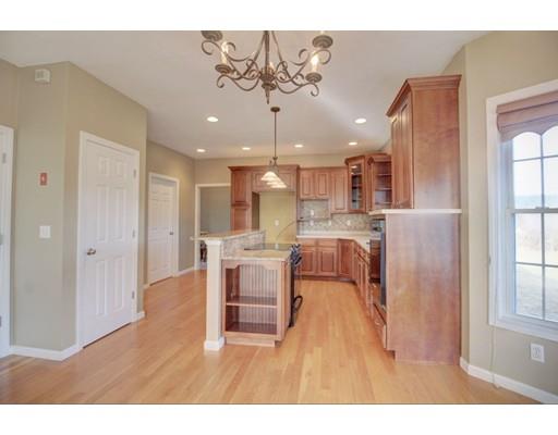 427 Arn-How Farm Road Fitchburg, MA 01420 - Photo 5 of 25 Gallery Image 5