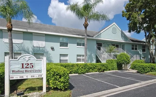 $2,000 | 125 Wading Bird Circle, Unit C205, Naples, FL 34110